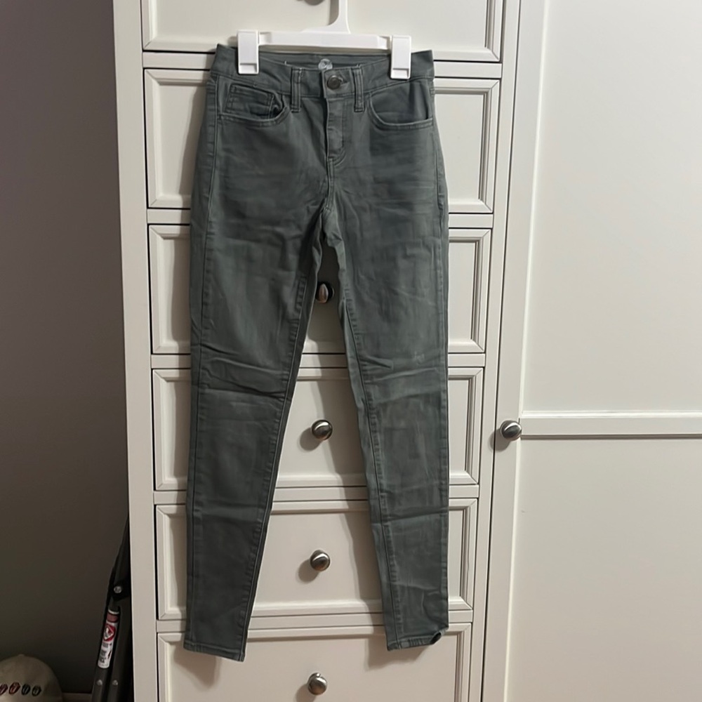 Green Low-Rise Jeggings